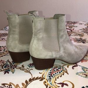 Sam Edelman ankle suede bootie boots